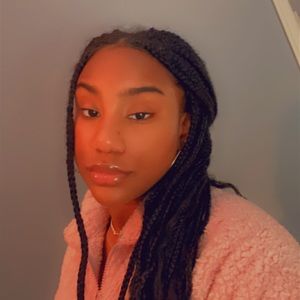 Meet your Posher, Latifa